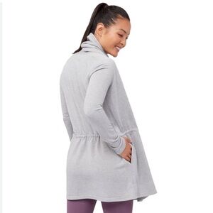 Manduka-MEDIUM- Meditation Cardigan Light Gray Open Cardigan Yoga
